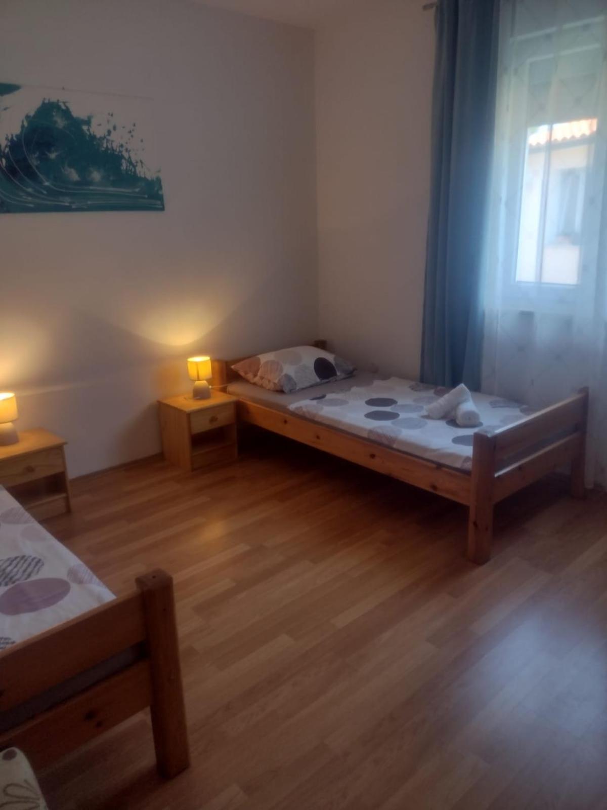 Spacious Apartment With Parking&Garden Marčana Cameră foto